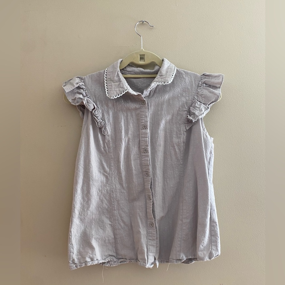 Ruffle sleeve button down